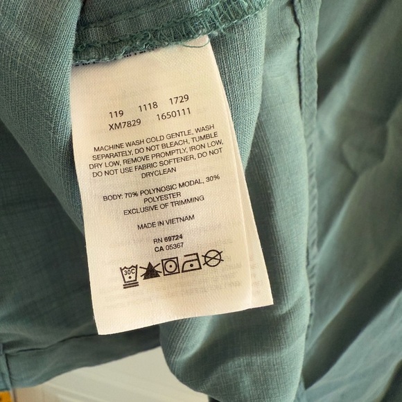 Columbia Men's Blue Shirt button down short sleeve XL - Picture 5 of 7